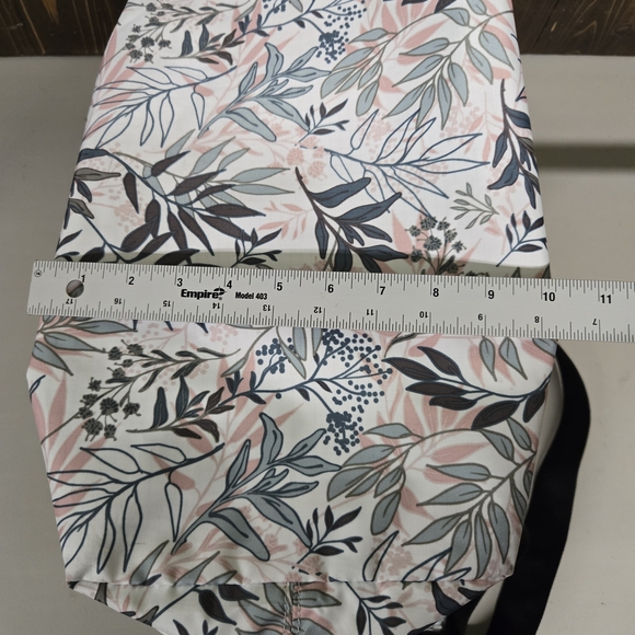 LeSportsac Large Weekender Floral Travel Tote Overnight Bag - Picture 10 of 13